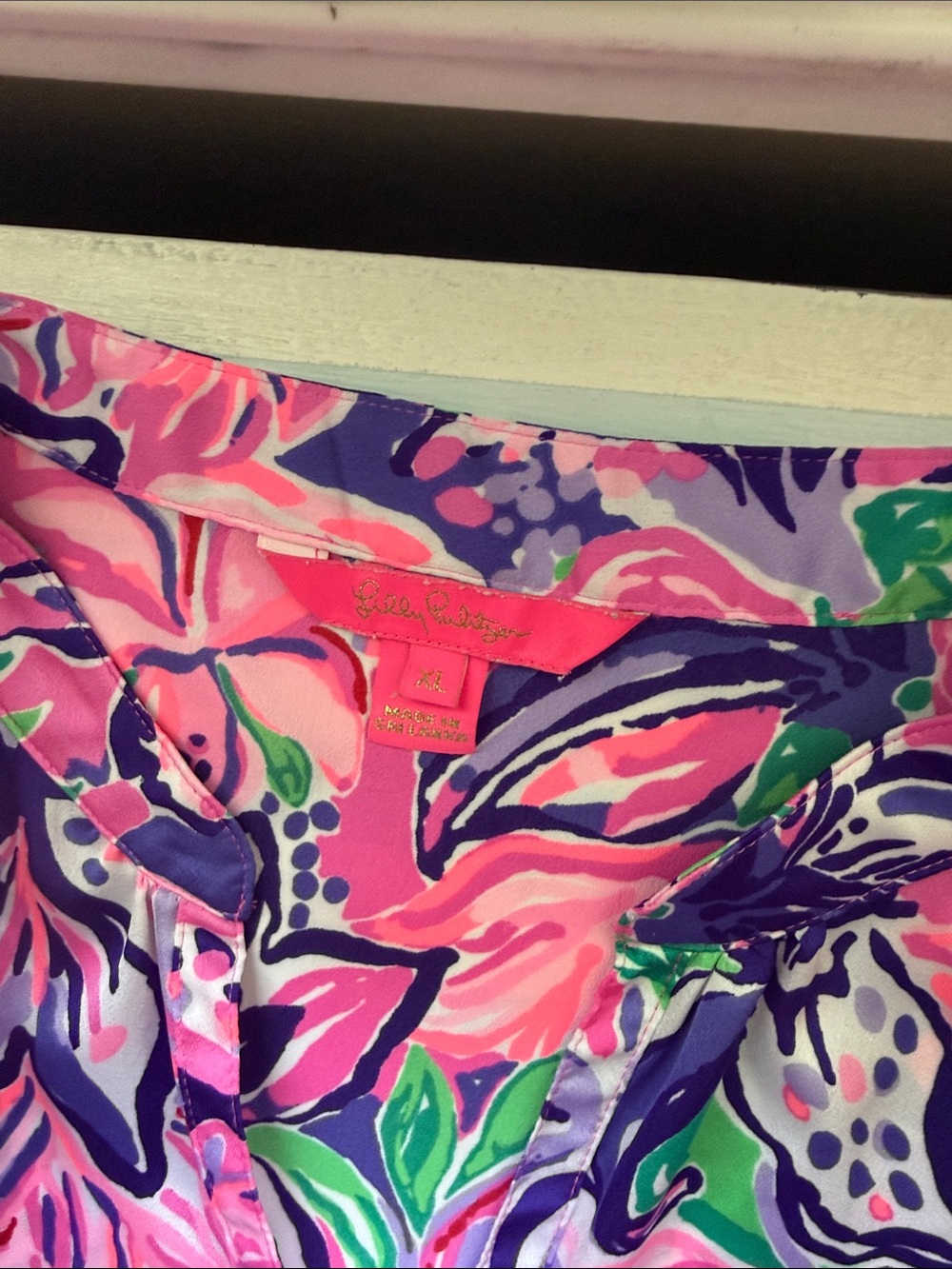 Lilly Pulitzer blouse size XL - Picture 2 of 8